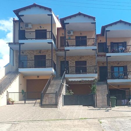 Μεζονετα Apartment Неа Рода Екстериор снимка