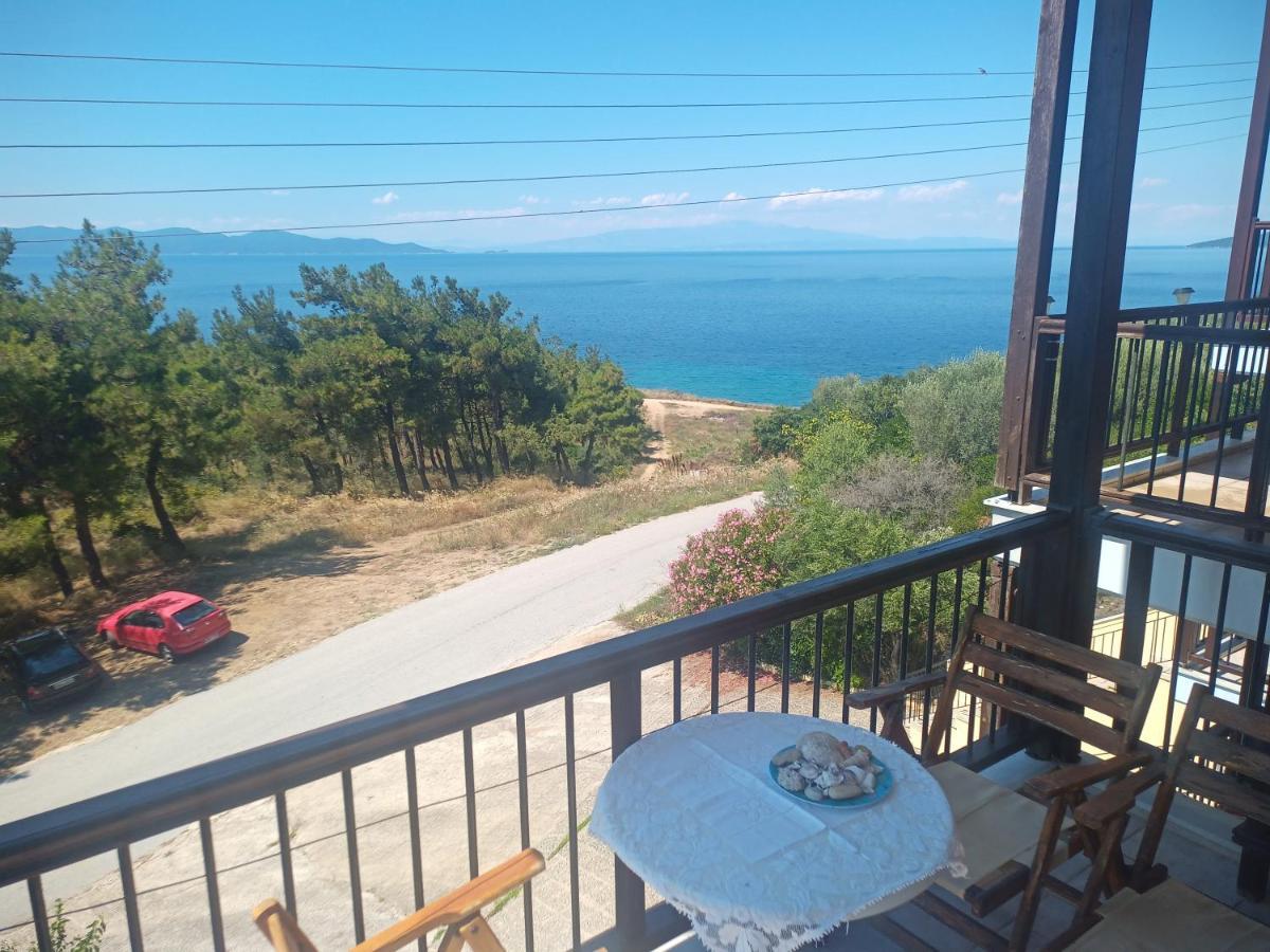 Μεζονετα Apartment Неа Рода Екстериор снимка