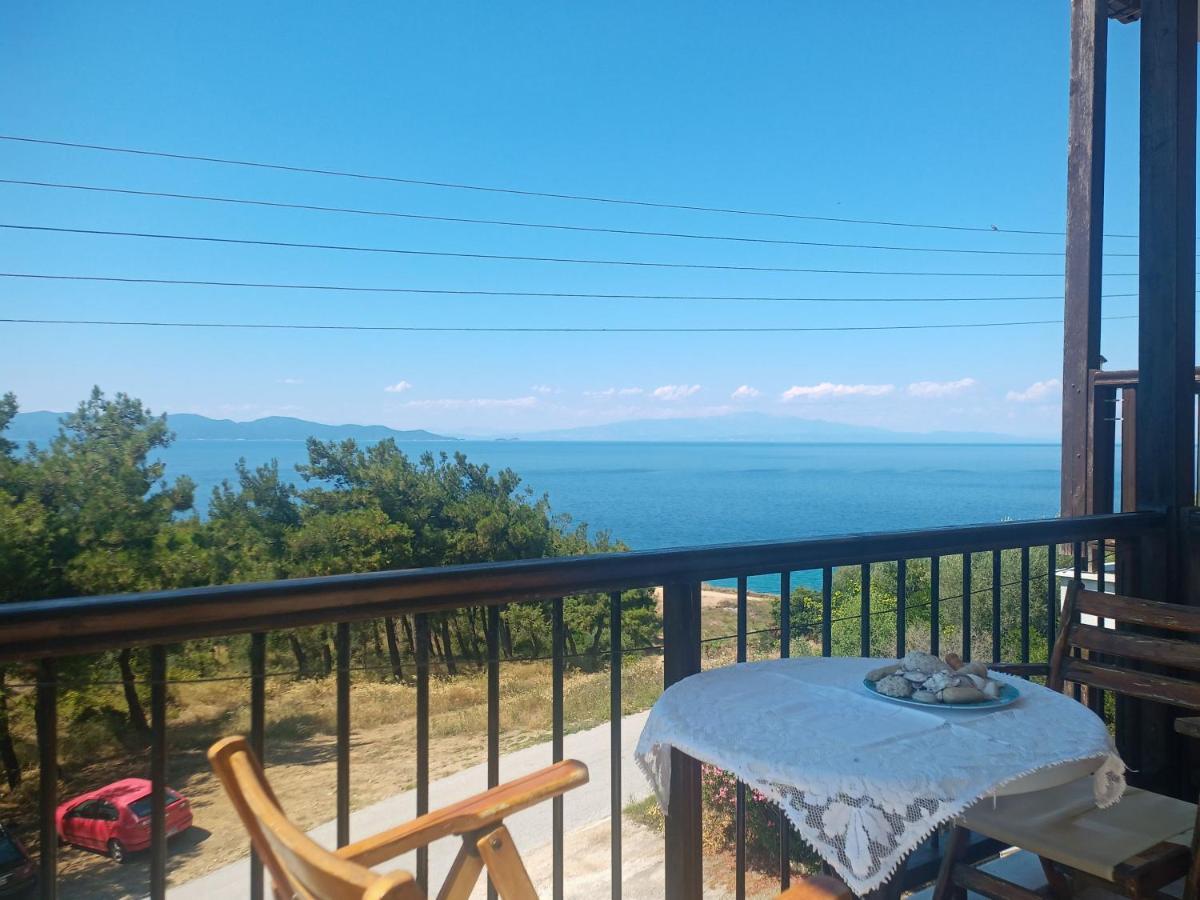 Μεζονετα Apartment Неа Рода Екстериор снимка