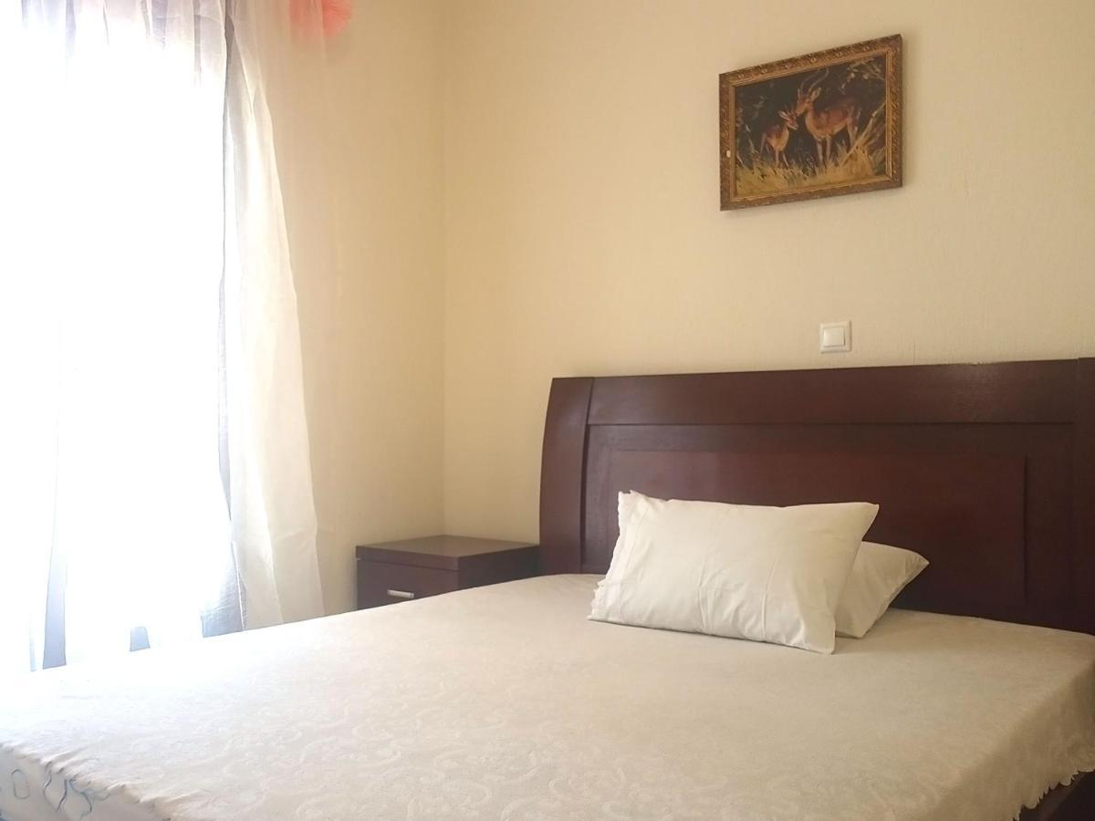 Μεζονετα Apartment Неа Рода Екстериор снимка