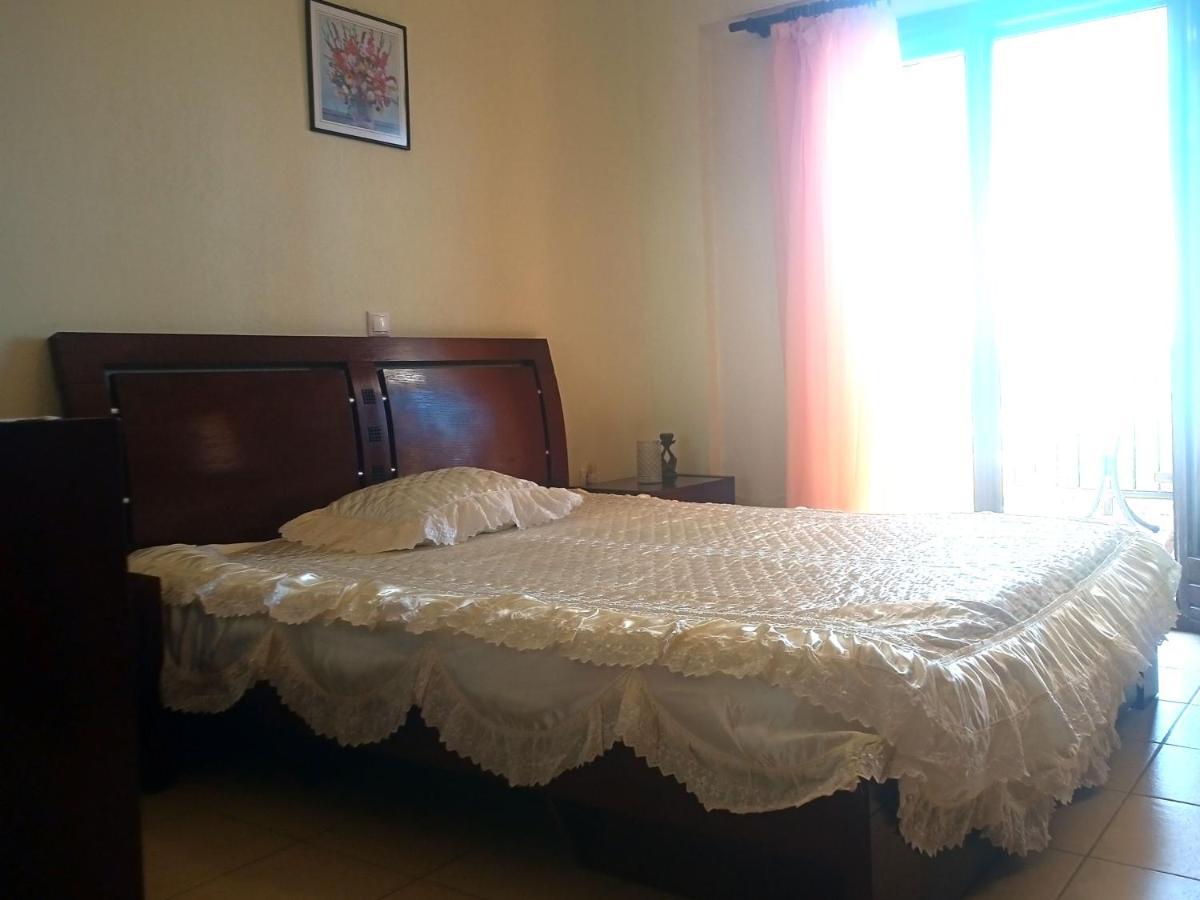 Μεζονετα Apartment Неа Рода Екстериор снимка